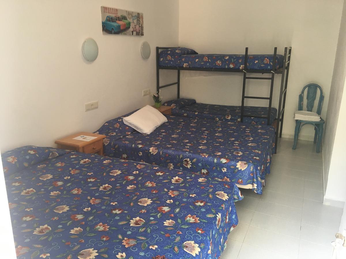 Hostal Univers Calella Eksteriør billede