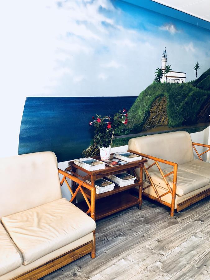 Hostal Univers Calella Eksteriør billede