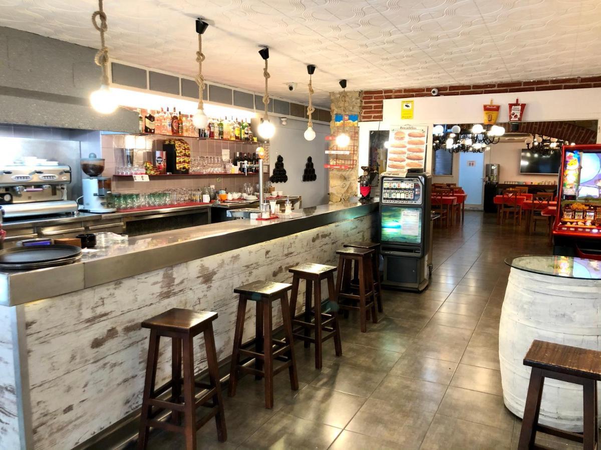 Hostal Univers Calella Eksteriør billede