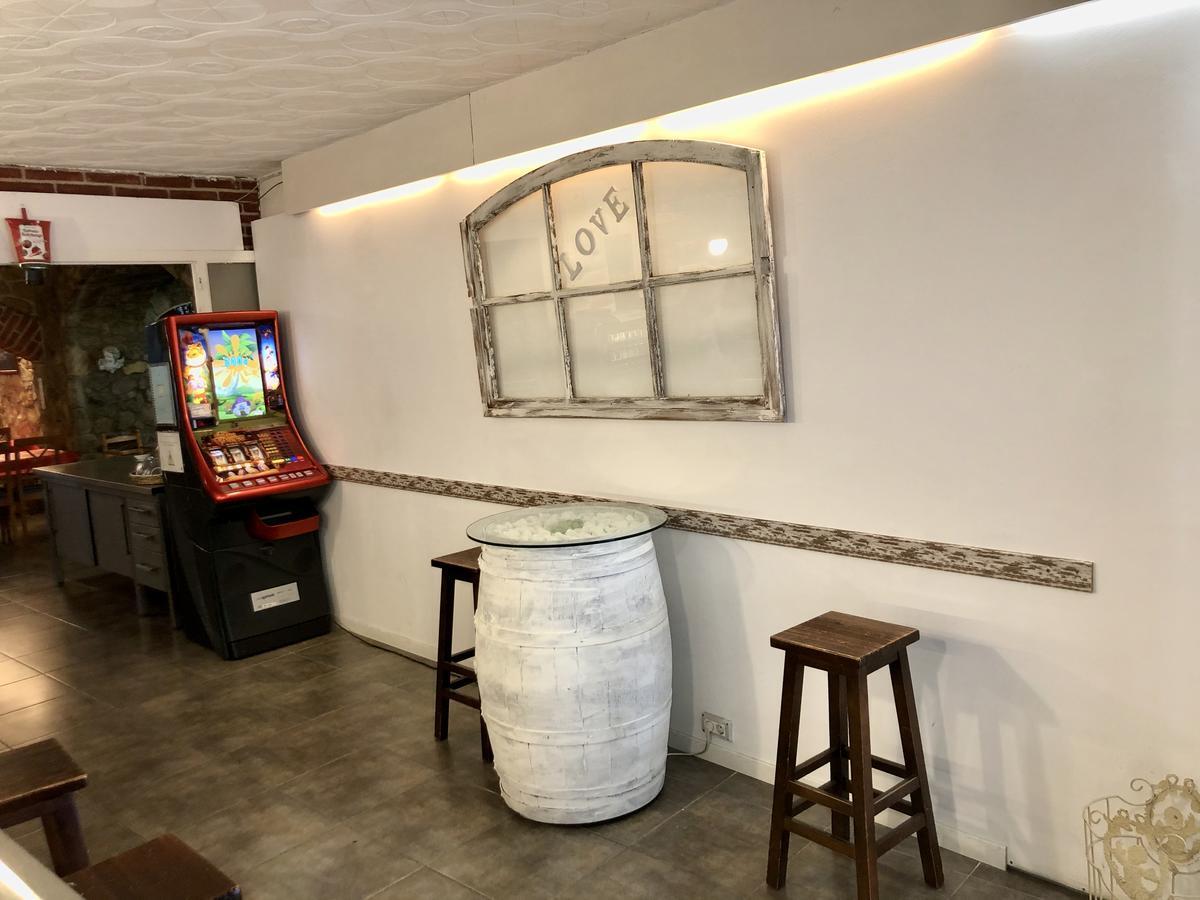Hostal Univers Calella Eksteriør billede